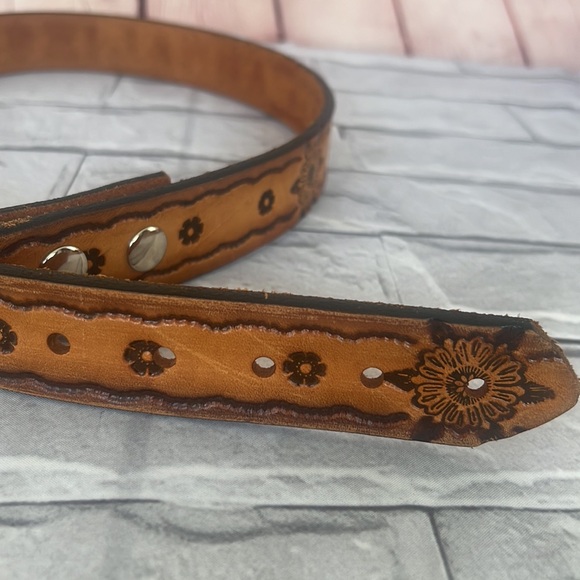 Tooled brown leather belt ENGRAVED NAME ANNALIESE - Picture 2 of 6